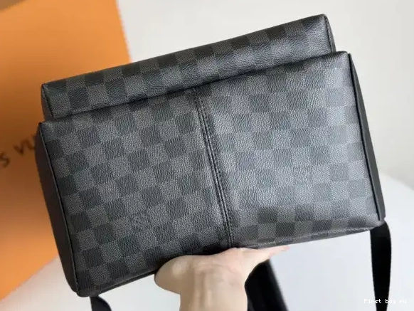 Frstbag ru Backpack Discovery LOUIS PM VUITTON 0620